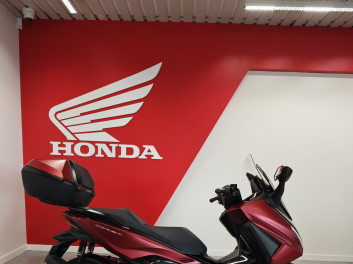 HONDA NSS FORZA 125 TOP BOX