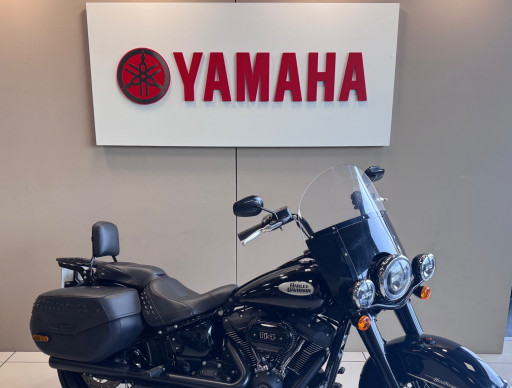 HARLEY-DAVIDSON SOFTAIL HERITAGE 1870 CLASSIC FLHC 