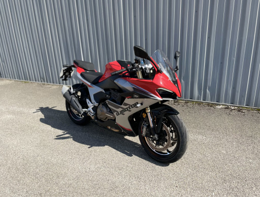 QJ MOTOR SRK 600 RR / GARANTIE / REVISEE 