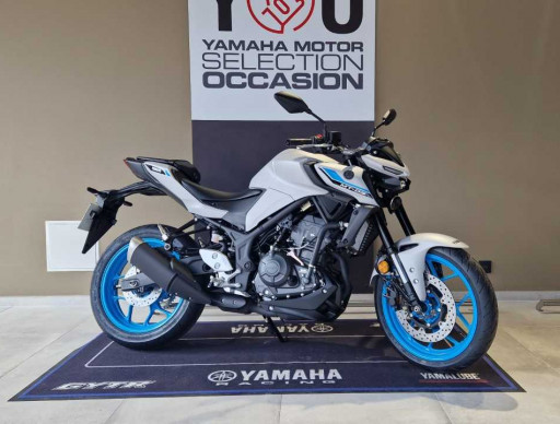YAMAHA MT-03