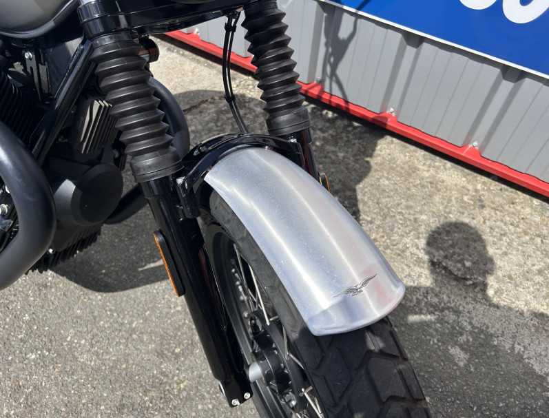 MOTO GUZZI V7 III ROUGH 750