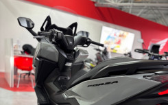 HONDA FORZA 125
