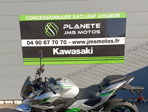 KAWASAKI Z7 HYBRIDE HEV ( Z 7 )  0 KMS NEUF IMMATRICULE . A SAISIR..