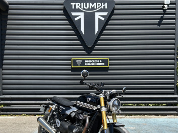 TRIUMPH SPEED TWIN 1200 RS