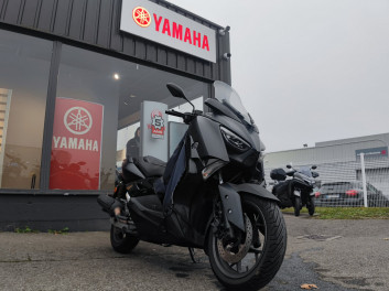 YAMAHA XMAX 125 iron MAX