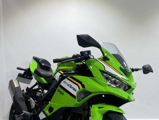 KAWASAKI ZX4-RR
