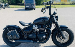 TRIUMPH Bonneville Bobber Black 1200