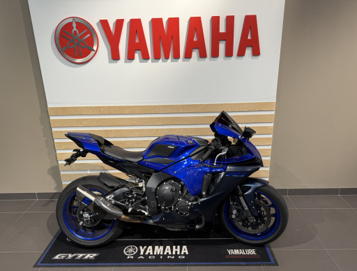 YAMAHA YZF 1000 R1