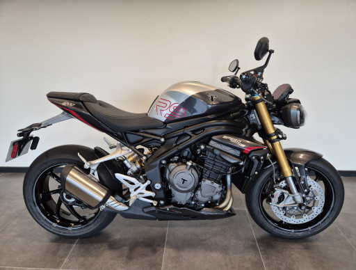 TRIUMPH SPEED TRIPLE 1200 RS