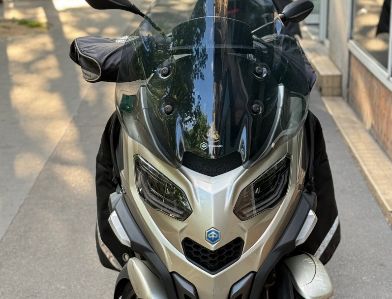 PIAGGIO MP3 400 RST 24 900 KMS GARANTIE 24 MOIS LIVRAISON DANS TOUTE LA FRANCE