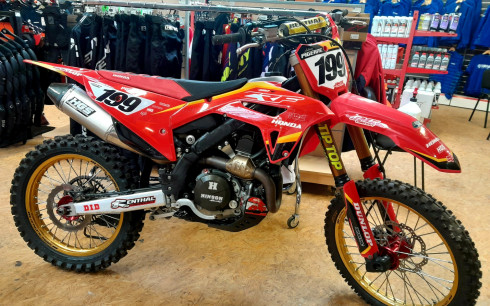 HONDA CRF 450 R (119€/mois)*