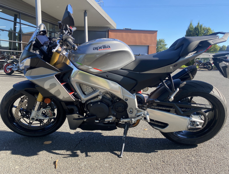 APRILIA TUONO 1100 V4