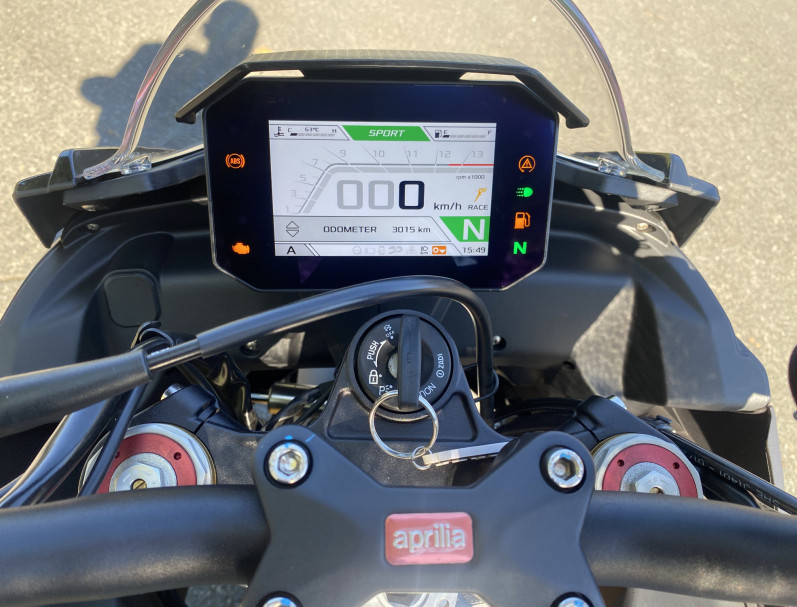 APRILIA TUONO 1100 V4