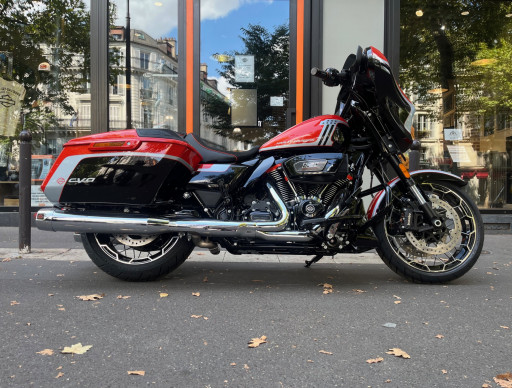 HARLEY-DAVIDSON TOURING STREET GLIDE 1977 CVO 