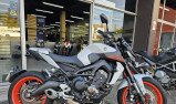 YAMAHA MT-09