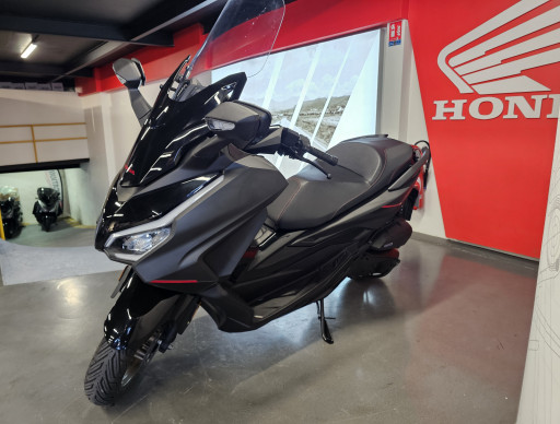 HONDA FORZA 125 Special Edition SE - 96€/MOIS*