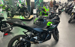 KAWASAKI NINJA 400