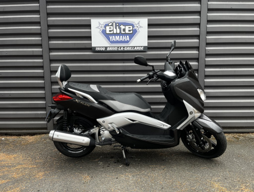 YAMAHA X-MAX 250 IRON