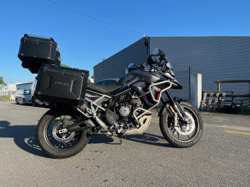 TRIUMPH Tiger 900 GT PRO SERIE 2 - 1ERE MAIN