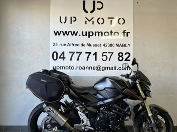 SUZUKI GSR 750 AVEC REVISION DES 24000 KM FAITE