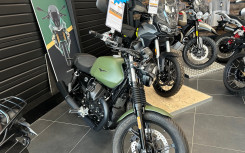 MOTO GUZZI V7 STONE 850CM3 NEUVE 0KM DESTOCKAGE