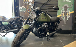 MOTO GUZZI V7 STONE 850CM3 NEUVE 0KM DESTOCKAGE