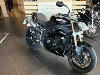 TRIUMPH SPEED TRIPLE 1050 - Garantie 12 mois