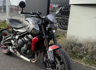 TRIUMPH TRIDENT 660