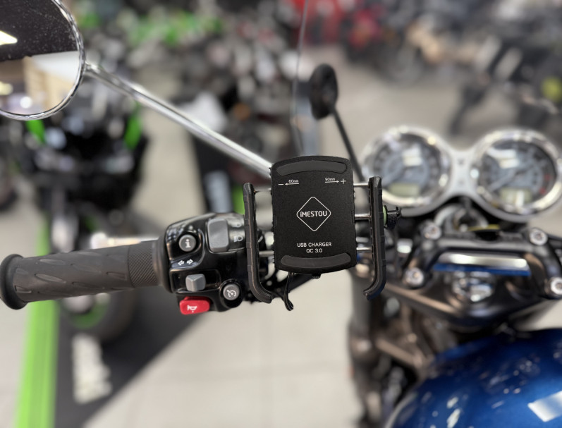 TRIUMPH BONNEVILLE T120 1200