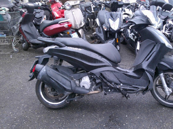PIAGGIO BEVERLY 350 accidente rsv n°17277