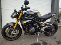 TRIUMPH SPEED TRIPLE 1200 RS