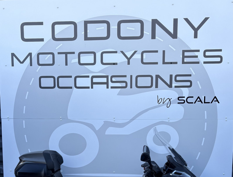 PEUGEOT METROPOLIS 400 SW