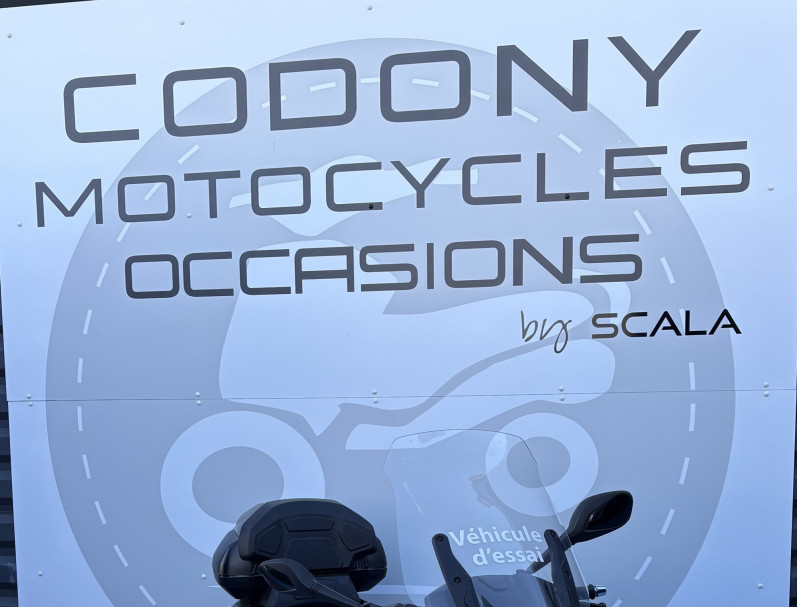 PEUGEOT METROPOLIS 400 SW