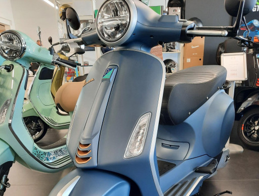 PIAGGIO VESPA PRIMAVERA 125 OFFICINA 8