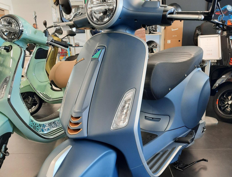 PIAGGIO VESPA PRIMAVERA 125 OFFICINA 8