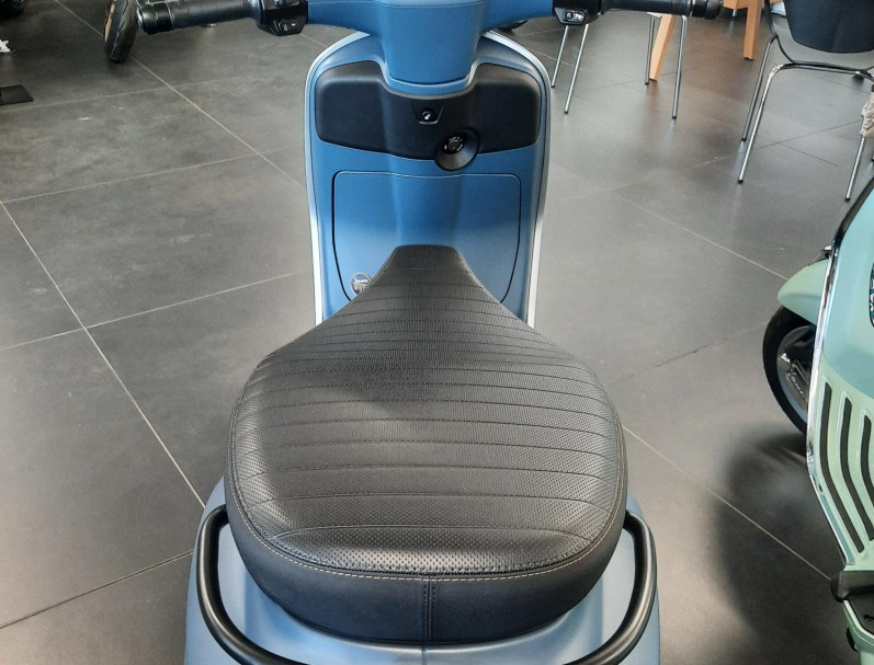 PIAGGIO VESPA PRIMAVERA 125 OFFICINA 8