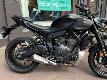 YAMAHA MT-07 Y-AMT 35 KW 1ER MAIN ETAT NEUF