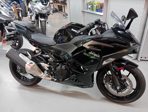 KAWASAKI Ninja 500