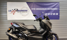 YAMAHA XMAX 125