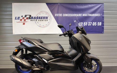 YAMAHA XMAX 125