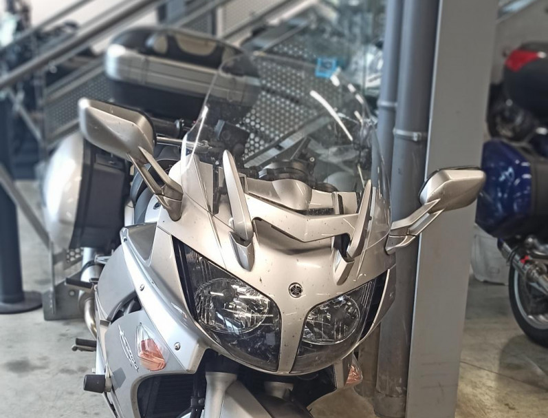 YAMAHA FJR 1300