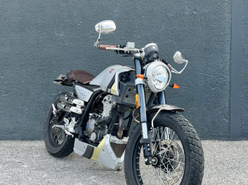 FB MONDIAL HPS 125 HIPSTER