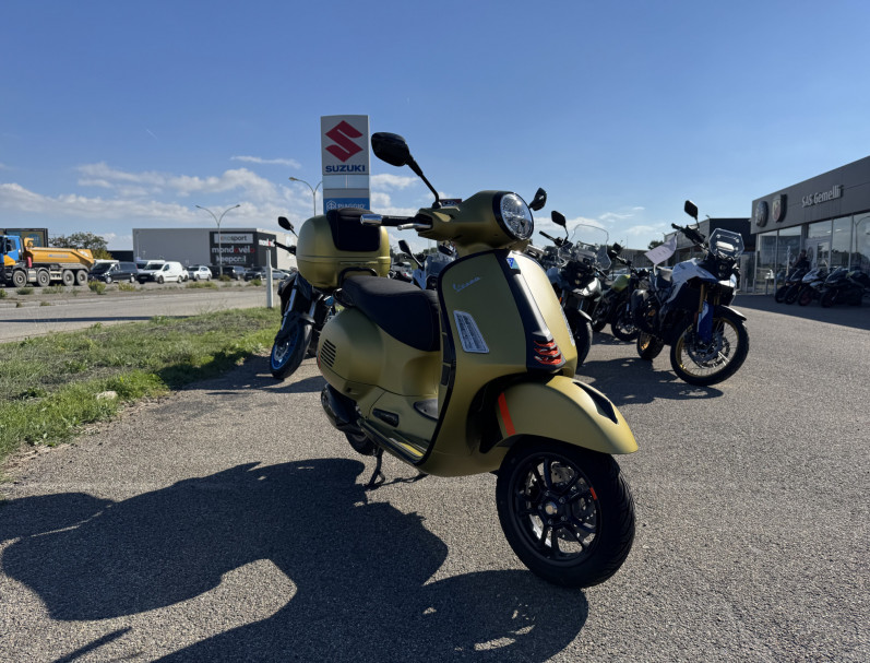 VESPA GTS 300 SUPER  SPORT 
