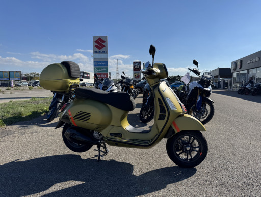VESPA GTS 300 SUPER  SPORT 