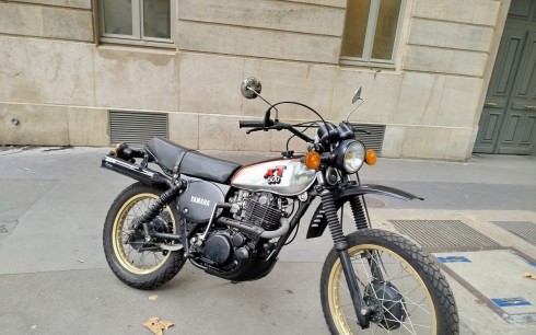 YAMAHA XT