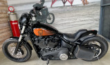 HARLEY-DAVIDSON SOFTAIL STREET BOB 1868