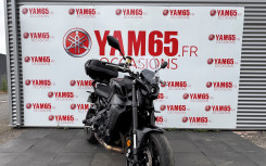 YAMAHA MT-09