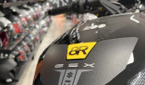 SUZUKI GSX-8R