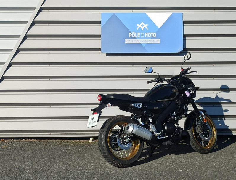 YAMAHA XSR 125 Legacy