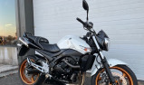 SUZUKI GSR 600